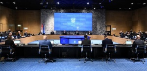 Vlada donijela programe za ugradnju dizala i uređenje...